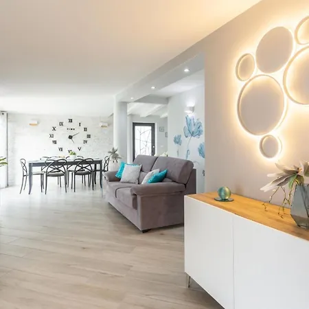 Villa Elena By Interhome *